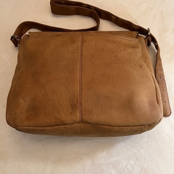 🩷 EDDIE BAUER💚 leather cross body bag 💚🩷💚 - Picture 11 of 15